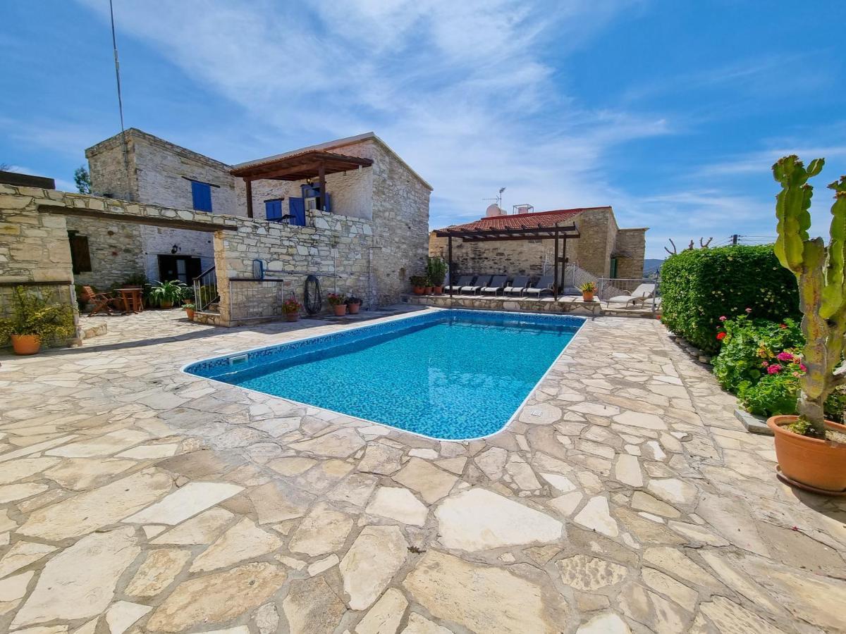 Poseidon'S Pool Paradise Skarinou Esterno foto